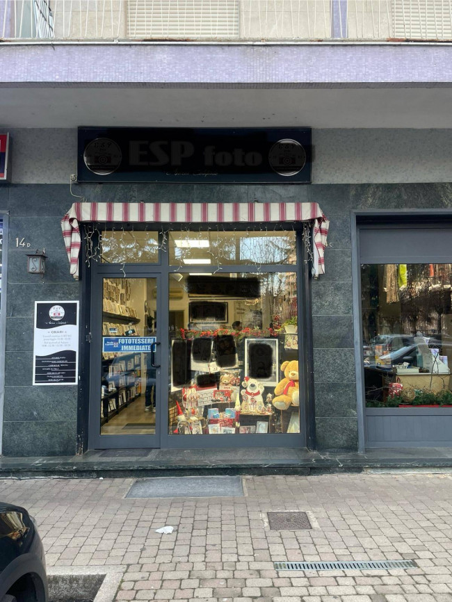 Vai alla scheda: Negozio Affitto Chivasso